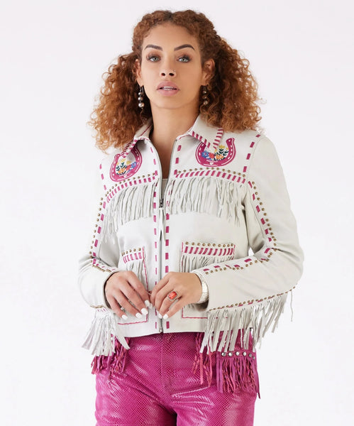 DoubleDRanchC3317TameAWildHear