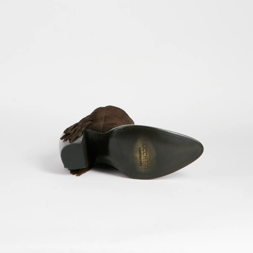 Lucchese Women's Fringe M6083 Maypop Western Suede Shoe in Choco brown