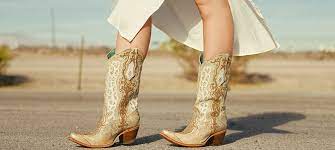 Corral Women's Gold Embroidery Studs Crystals Boot C3895 SS22 - Saratoga Saddlery & International Boutiques