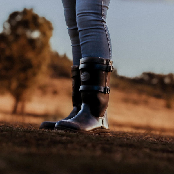 Outback Women's SHORT Town & Country Boot FW22 - Saratoga Saddlery & International Boutiques