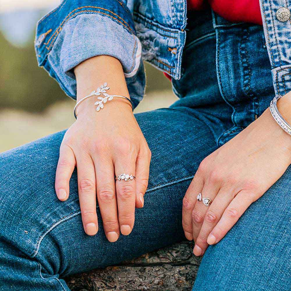 Silver Ring with Crystal Montana Silversmiths Jewelry Fiery Ice RG5110