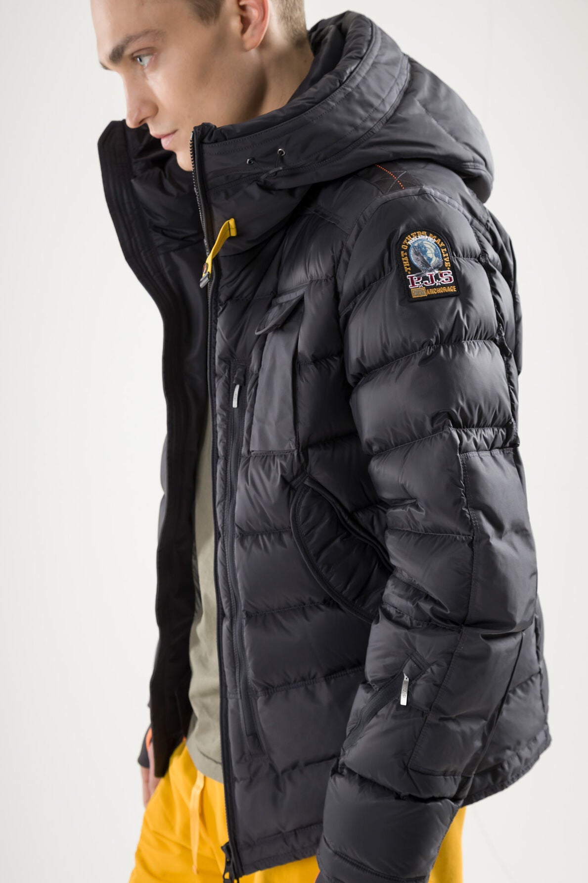 Parajumpers Men's Skimaster Jacket in Black Pencil