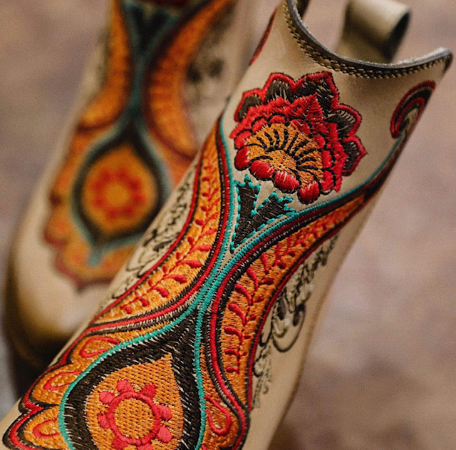 Corral Women s Natural Orange Embroidery Ankle Boots C3269
