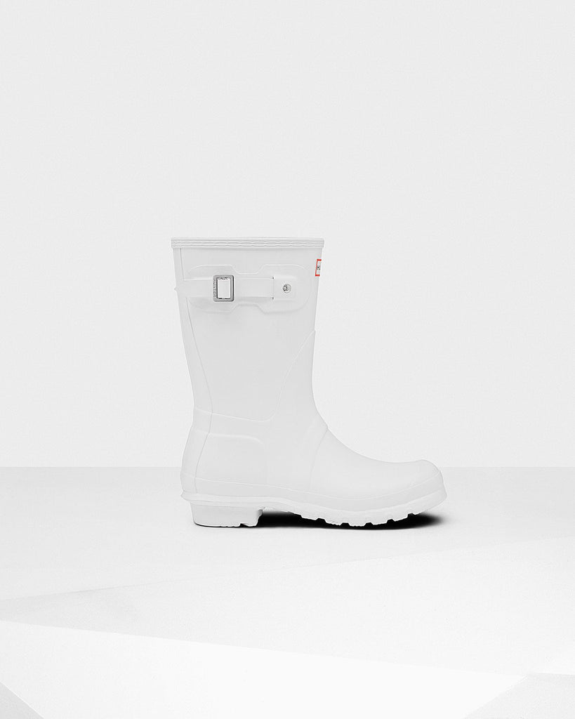 Short white sale rain boots