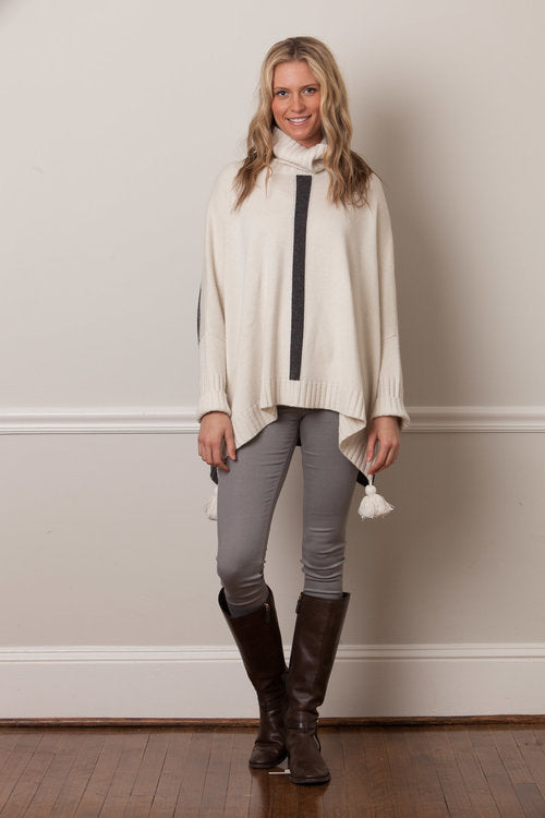 IsleField Devon Poncho in Ivory & Grey - Saratoga Saddlery & International Boutiques