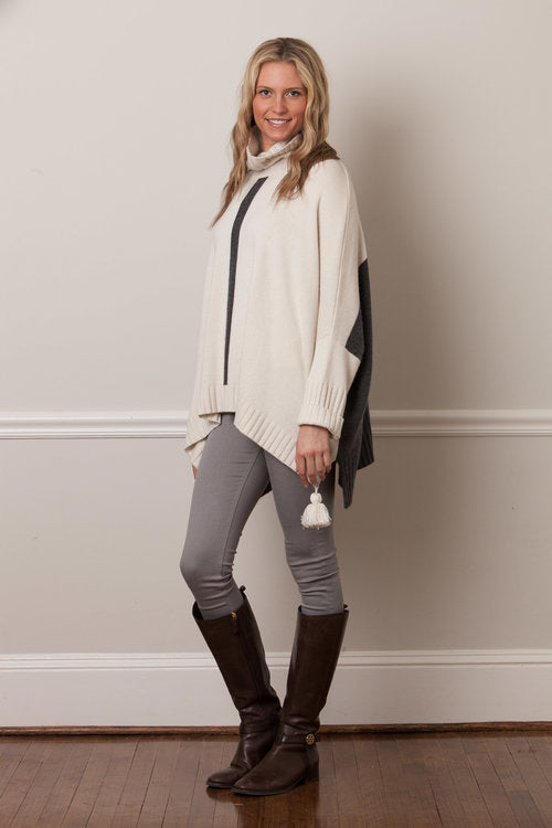 IsleField Devon Poncho in Ivory & Grey - Saratoga Saddlery & International Boutiques