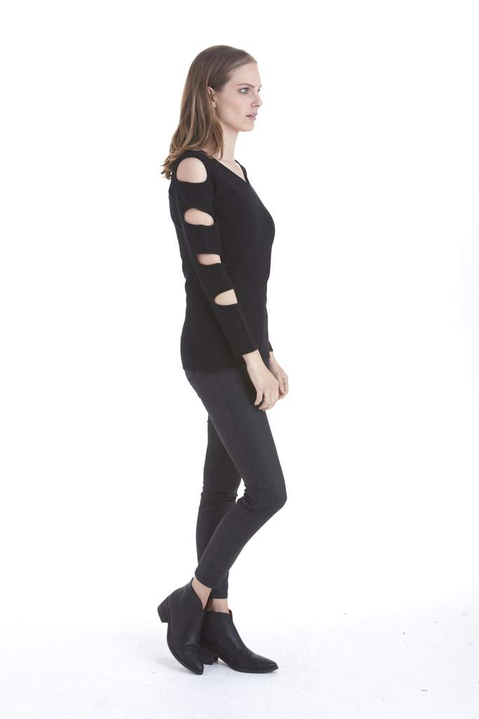 Love Token Gabby Ladder Sleeve Sweater in Black - Saratoga Saddlery & International Boutiques