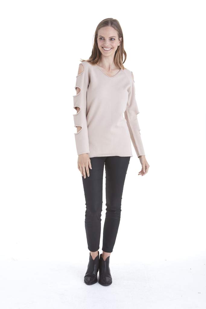 Love Token Gabby Ladder Sleeve Sweater in Oatmeal - Saratoga Saddlery & International Boutiques